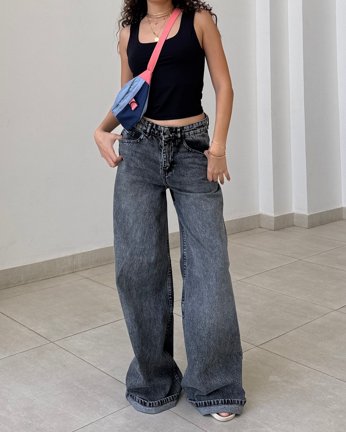 Super wide