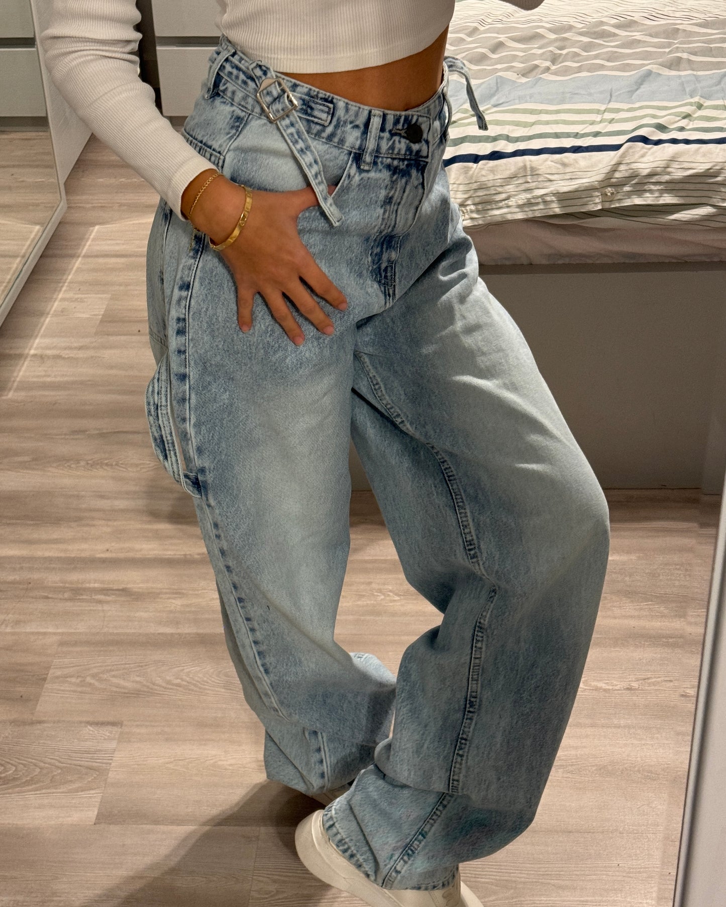 Balloon fit baggy jeans