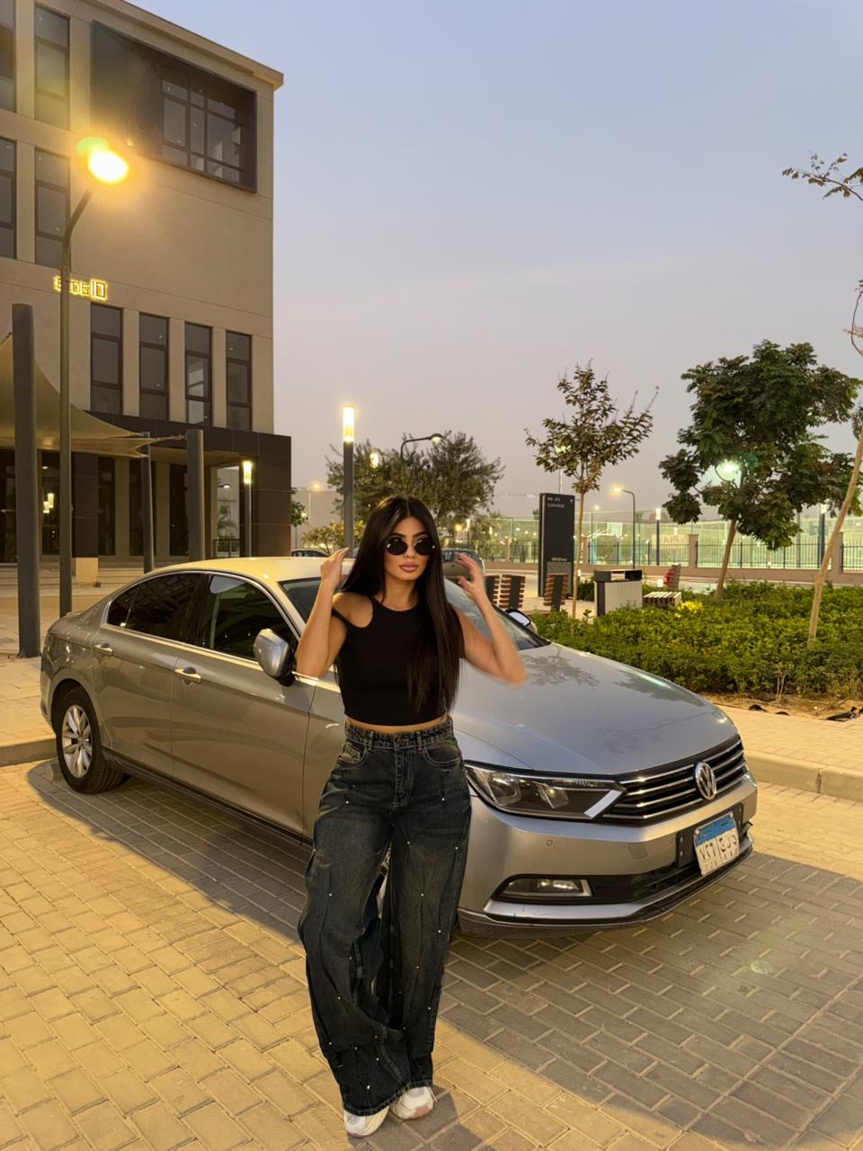 Pearl Embellished Wide Leg Denim Pants