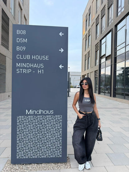 Baggy Tie-waist pants