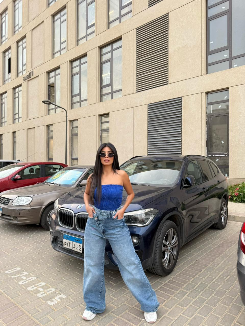 Wide Leg High Waisted Jeans cross