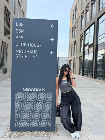 Baggy Tie-waist pants