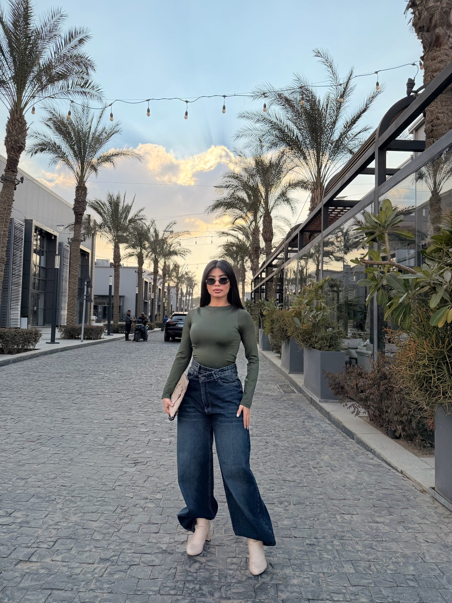 Cross Wide Leg Jeans Dark
