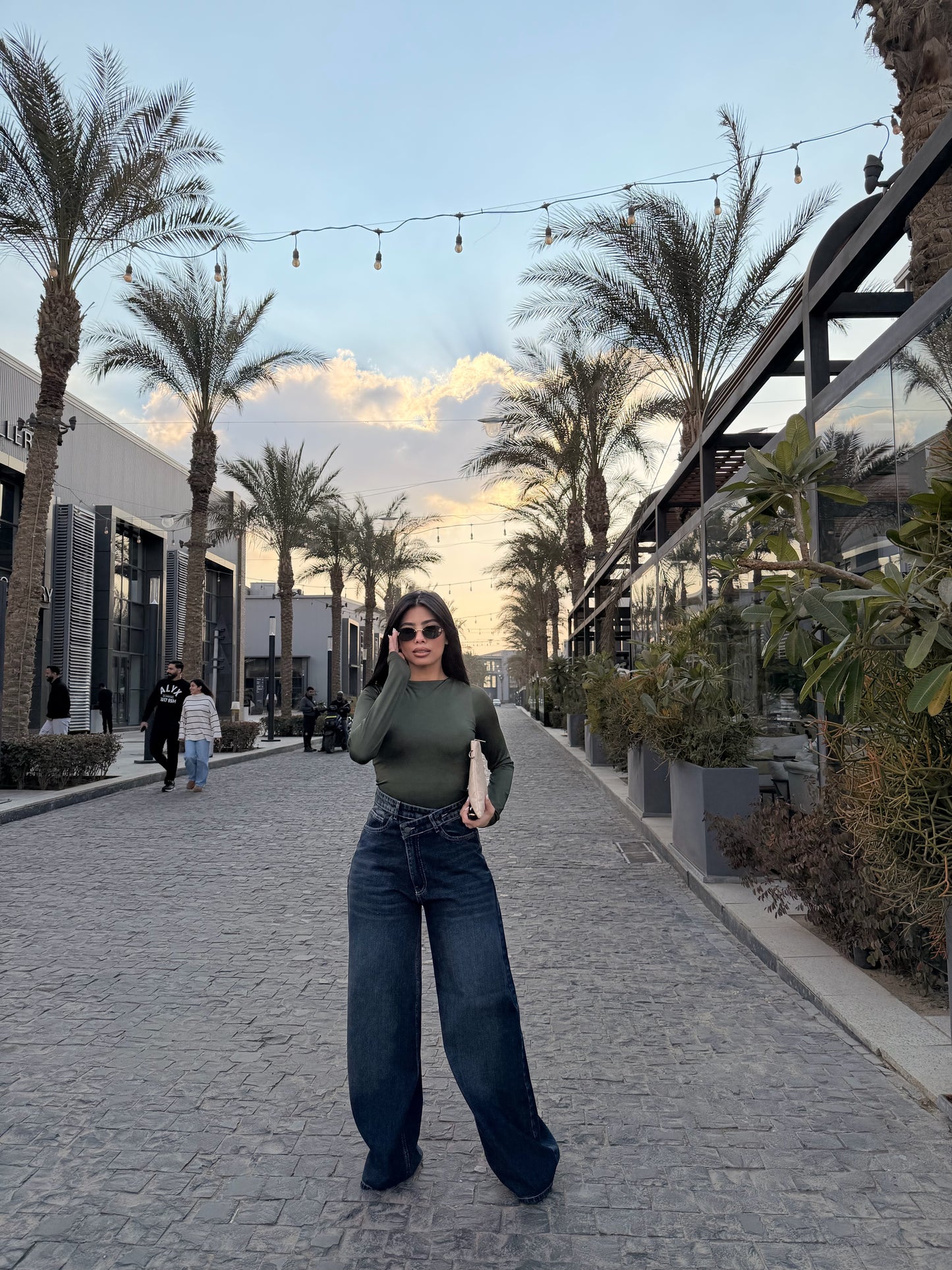 Cross Wide Leg Jeans Dark