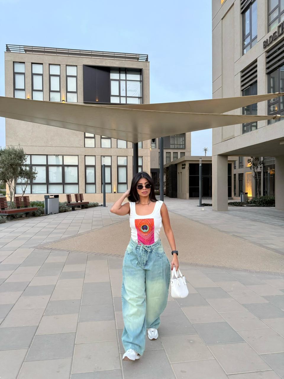 Baggy Tie-waist pants